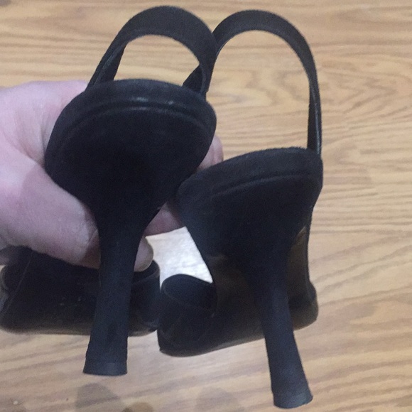 Ann Taylor Suede & Patent Black Pumps, Size 6.5 - Picture 3 of 5